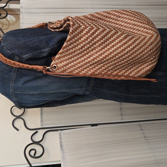 Christopher Kon Woven Leather Shoulder Bag/Crossbody! - Picture 3 of 13
